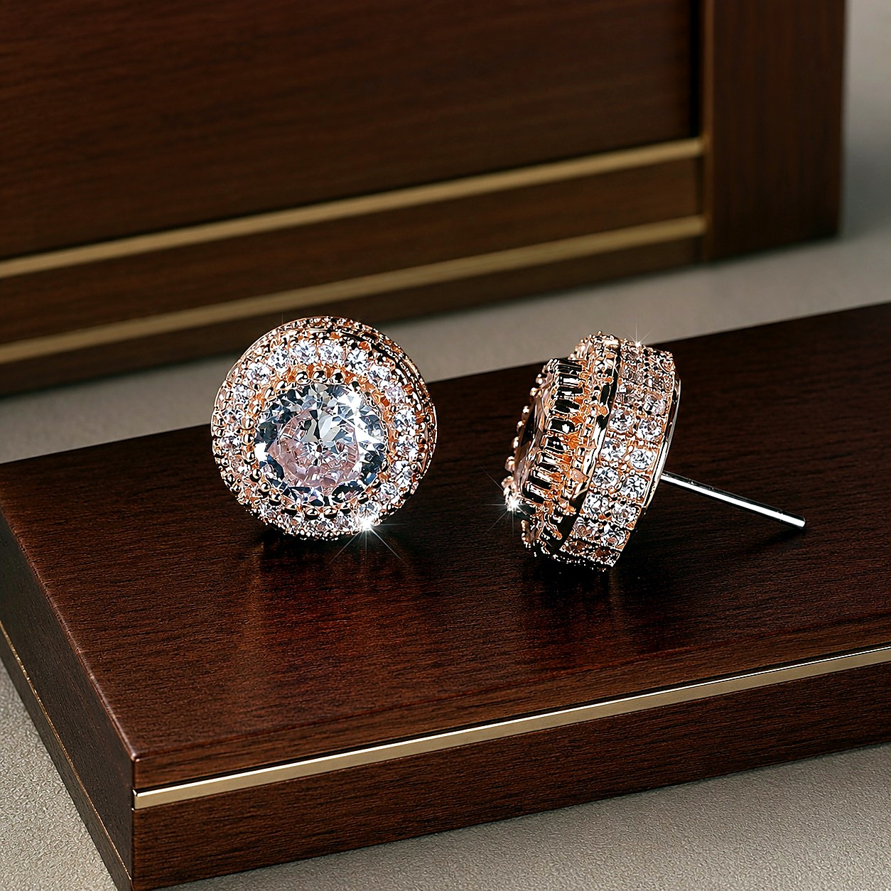 Aretes Boton Pave Rosado