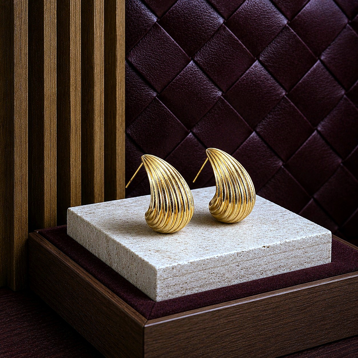 Aretes Gota Acanalada Dorada 2