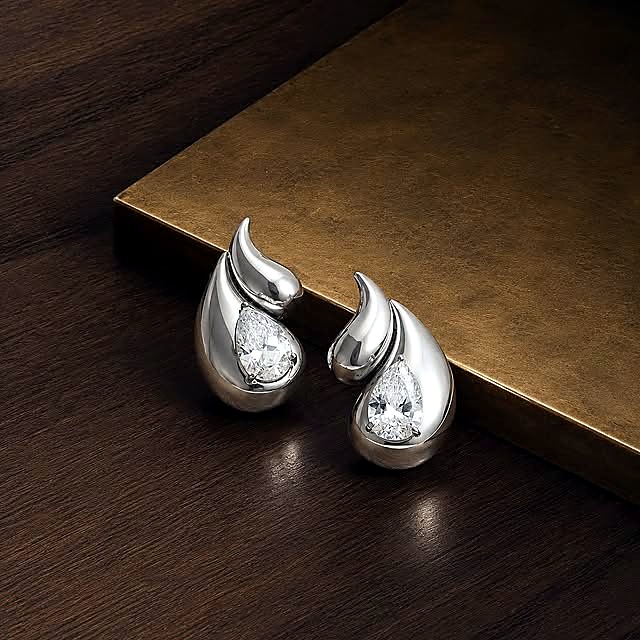 Aretes Lágrima Brillante